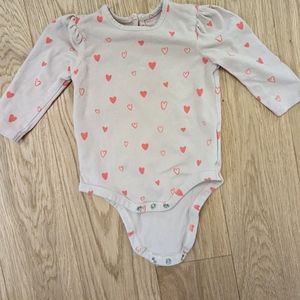 Pehr hearts bodysuit with puff sleeves (3-6 M)